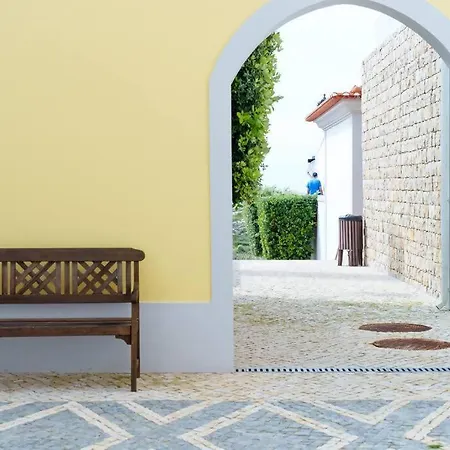 Apartment T2 Vista Mar Piscina Praia Del Rey Obidos E4 *